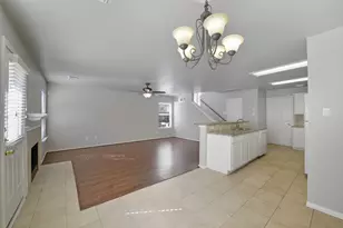 79 N Walden Elms Cir, The Woodlands, TX 77382 - Photo 18