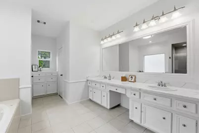 29 Tanager Trail, The Woodlands, TX 77381 - Photo 14