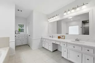 29 Tanager Trail, The Woodlands, TX 77381 - Photo 14