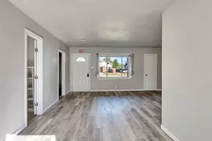 7622 S Hall St, Houston, TX 77028 - Photo 16