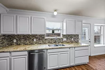 158 Bristol Bend Lane, Dickinson, TX 77539 - Photo 18