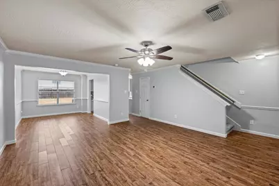 158 Bristol Bend Lane, Dickinson, TX 77539 - Photo 10