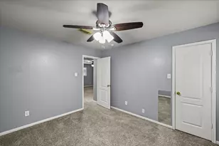 158 Bristol Bend Ln, Dickinson, TX 77539 - Photo 36