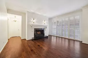 9333 Memorial Dr, Houston, TX 77024 - Photo 16