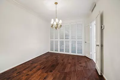 9333 Memorial Drive #301, Houston, TX 77024 - Photo 18