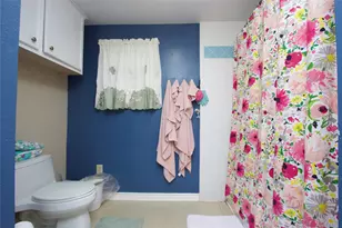 4604 Octavia St, Houston, TX 77026 - Photo 12