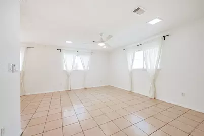 9713 Caffrey Street, Houston, TX 77075 - Photo 4