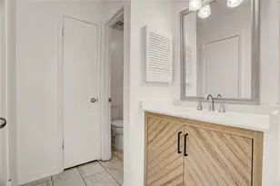 5437 Ridge Wind Ln, Houston, TX 77053 - Photo 8