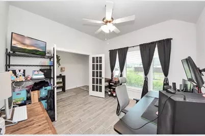 11206 Youngquist Drive, Baytown, TX 77535 - Photo 4