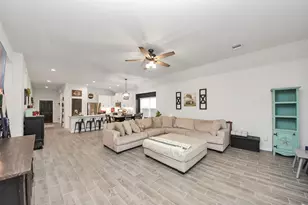 11206 Youngquist Dr, Baytown, TX 77535 - Photo 14