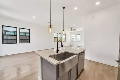3220 Royal Oaks Hollow Lane, Houston, TX 77082 - Photo 10