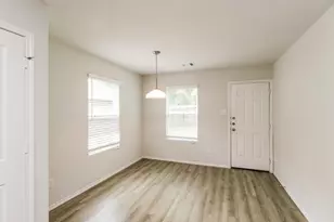 2744 Madison Ct, Conroe, TX 77304 - Photo 8