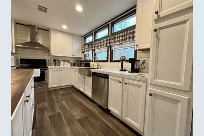 7715 Walnut Tree Lane, Plantersville, TX 77363 - Photo 10