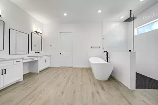 13003 Willow Dr, Needville, TX 77461 - Photo 8