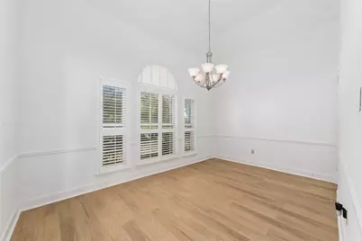 6306 Castle Lane Drive, Houston, TX 77066 - Photo 12