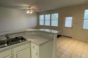 2926 Loganberry Park Ln, Houston, TX 77014 - Photo 12