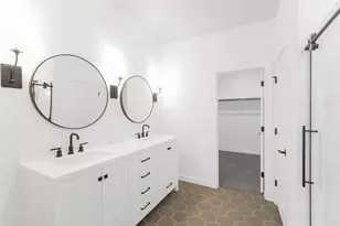 29534 Pondview Dr, Waller, TX 77484 - Photo 22