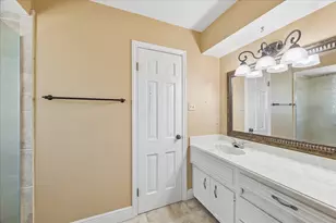 13115 Holston Hills Dr, Houston, TX 77069 - Photo 20