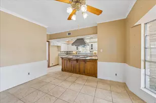 13115 Holston Hills Dr, Houston, TX 77069 - Photo 10