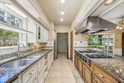 13115 Holston Hills Drive, Houston, TX 77069 - Photo 6