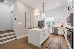 857 Fisher St, Houston, TX 77018 - Photo 14