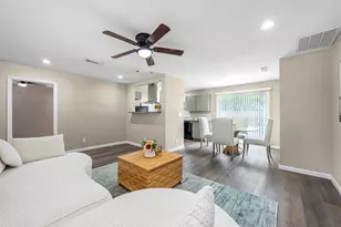 10226 Rockaway Dr, Houston, TX 77016 - Photo 6