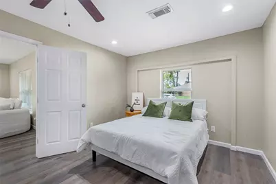 10226 Rockaway Drive, Houston, TX 77016 - Photo 14