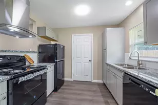 10226 Rockaway Dr, Houston, TX 77016 - Photo 10