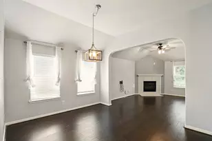 303 Burris Park Dr, Spring, TX 77373 - Photo 8