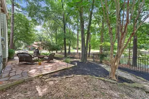 81 S Hidden View Cir, The Woodlands, TX 77381 - Photo 16