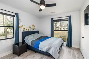 712 Clarence St, Tomball, TX 77375 - Photo 26