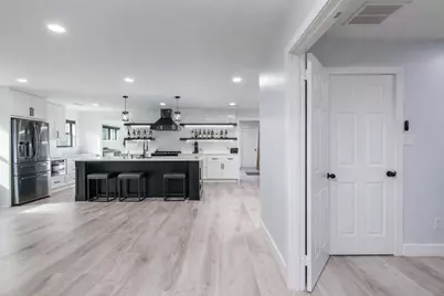 712 Clarence Street, Tomball, TX 77375 - Photo 10