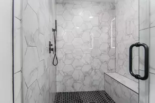 712 Clarence St, Tomball, TX 77375 - Photo 20