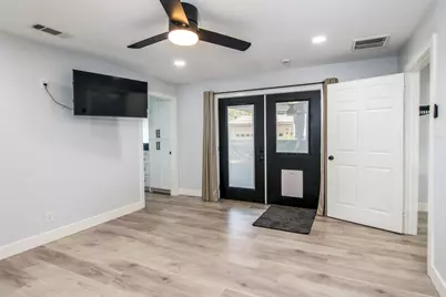 712 Clarence Street, Tomball, TX 77375 - Photo 8