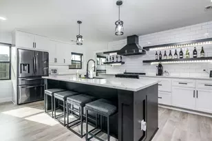 712 Clarence St, Tomball, TX 77375 - Photo 1