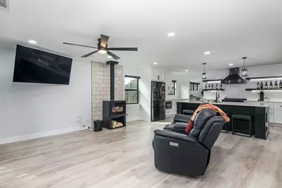 712 Clarence Street, Tomball, TX 77375 - Photo 14