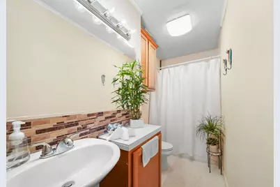 15 E Sterling Street, Baytown, TX 77520 - Photo 12