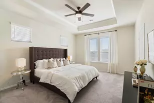 3235 Longleaf Meadows Dr, Houston, TX 77063 - Photo 12