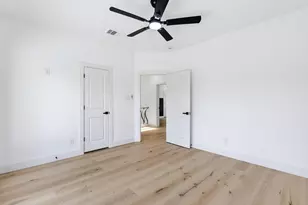 607 Marshall St, Houston, TX 77006 - Photo 18
