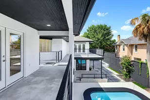 607 Marshall St, Houston, TX 77006 - Photo 32