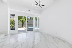 607 Marshall St, Houston, TX 77006 - Photo 12