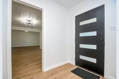 7703 Braesridge Court, Houston, TX 77071 - Photo 4