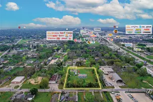 747 W Rittenhouse Rd, Houston, TX 77091 - Photo 1