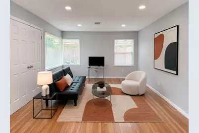 6010 Ridgeway Drive, Houston, TX 77033 - Photo 2