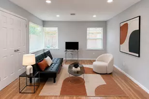 6010 Ridgeway Dr, Houston, TX 77033 - Photo 2