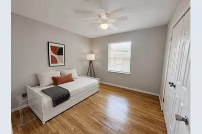 6010 Ridgeway Drive, Houston, TX 77033 - Photo 8