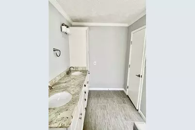 6674 Sylvan Road, Houston, TX 77023 - Photo 12