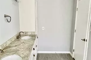 6674 Sylvan Rd, Houston, TX 77023 - Photo 12