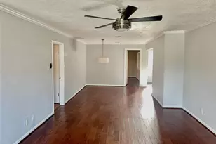 6674 Sylvan Rd, Houston, TX 77023 - Photo 4