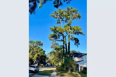 6674 Sylvan Road, Houston, TX 77023 - Photo 2